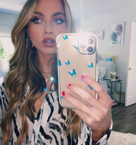 Anne Winters エロティックなモデル 写真