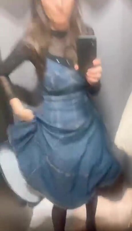 巨乳ランジェリーオンリーファンズ アートxxx 画像