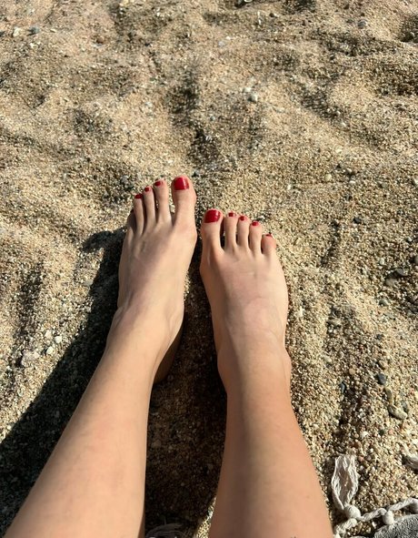 ティーンランジェリーオンリーファンズ 裸 写真