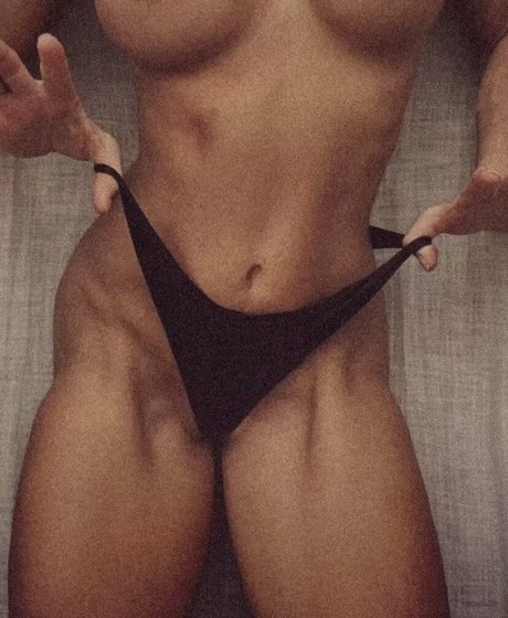 カムフィートオンリーファンズ トップ ギャラリー