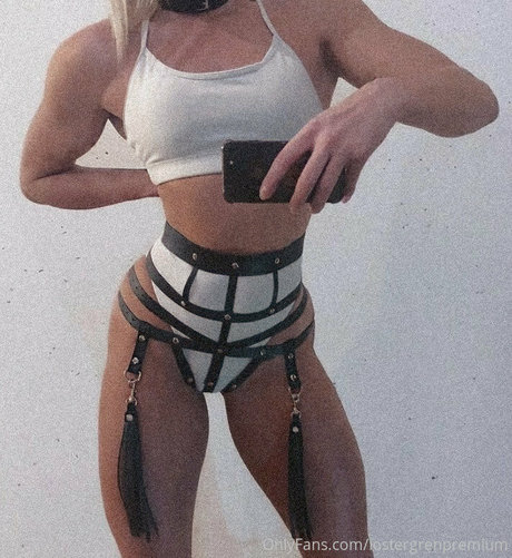 バン・オンリーファンズ えろた 画像