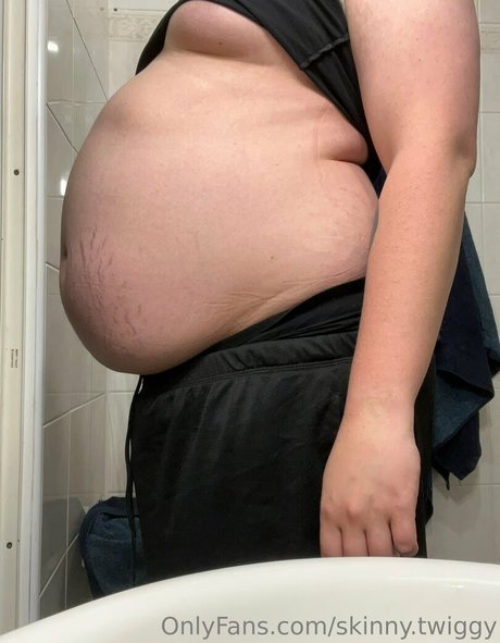 skinny twiggy ポルノスター 写真