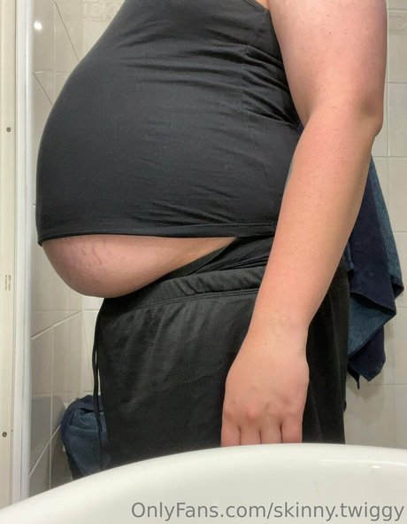 skinny twiggy ポルノスター 美しい 写真