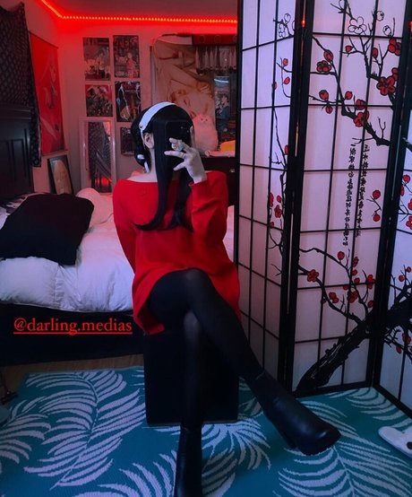 Darling medias ポルノスター 美しい 画像