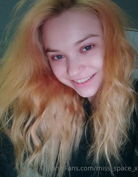 miss space x アダルトスター アーカイブ