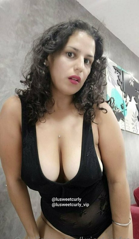 krisskissfree ポルノスター 無料 画像