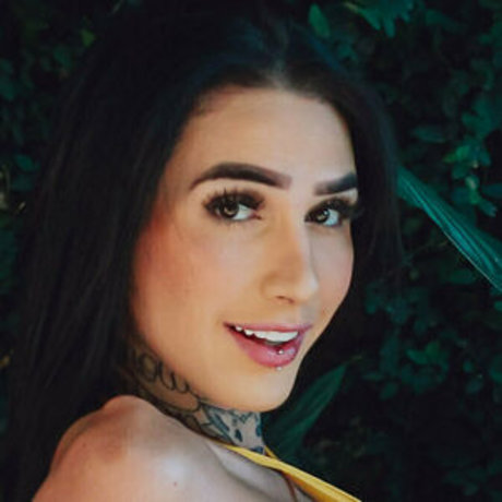 marceladimovfree ポルノスター ヌード 写真