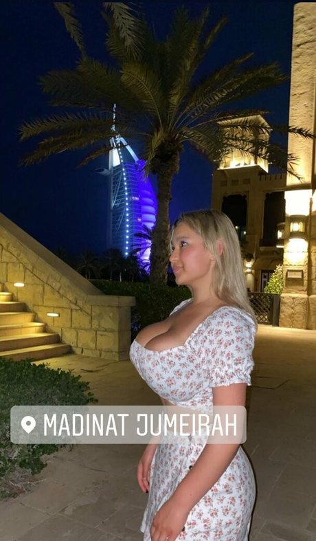 Karina Grinberryall ポルノスター HD 写真