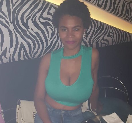 Gisselle F 最高のスター ギャラリー