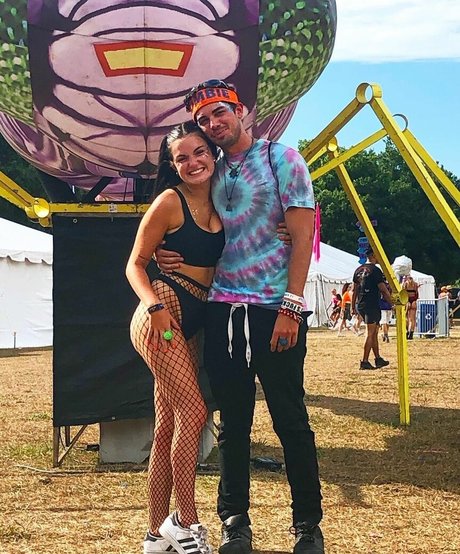 AJ Heahlke xxx女優 写真