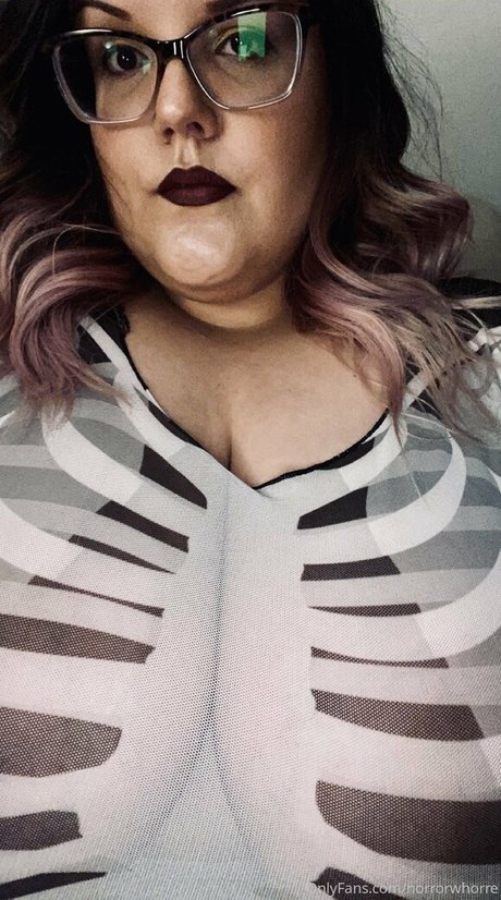 horrorwhorre ヌードモデル 写真