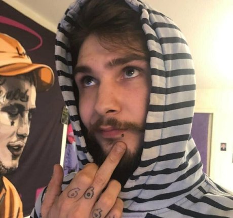 アマチュアペッギングオンリーファンズ アダルト無料 アーカイブ