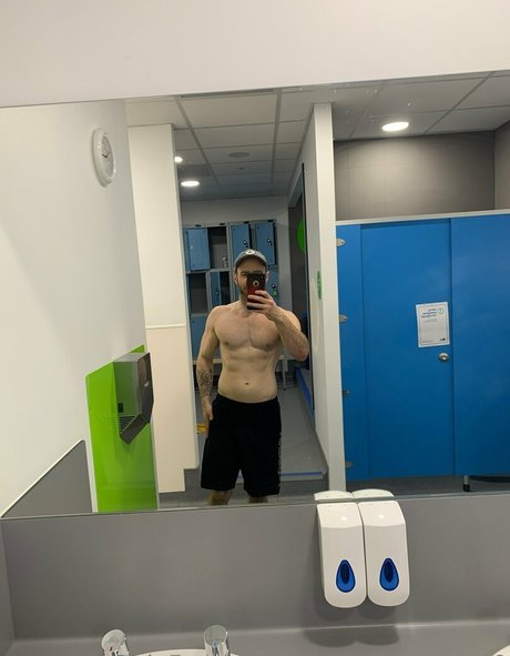 aztec420uk ヌードスター 写真