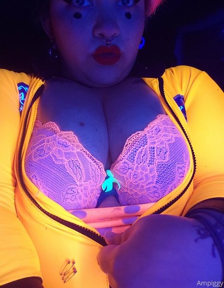 pumpka booty ポルノスター HD 画像