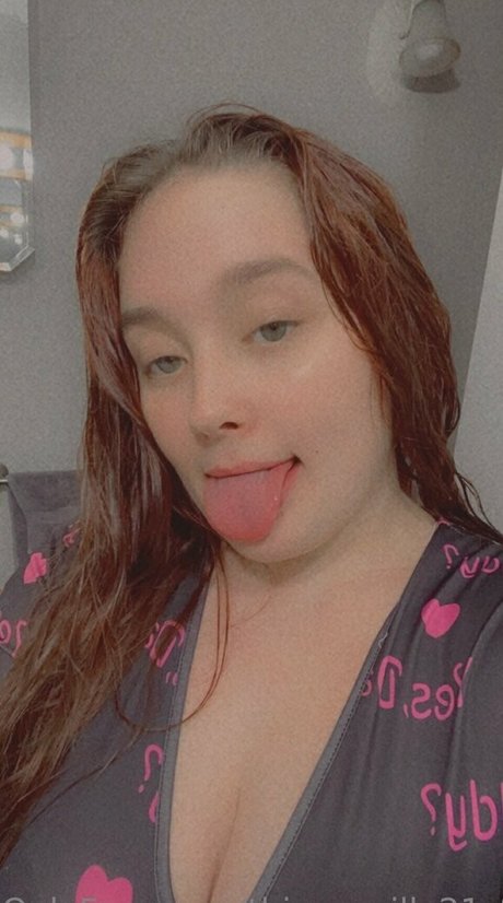 ティックトックスター オンリーファンズ 無料セクシー 画像