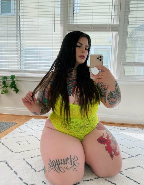 sugarbootycb ポルノスター HD 写真