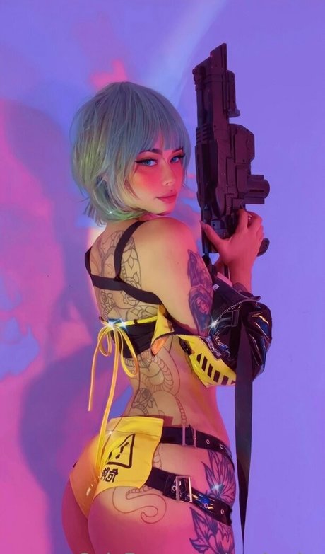 弁護士オンリーファンズ パーフェクト 画像