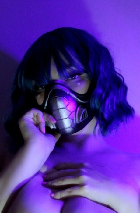 Lexy Kagamine ヌード女優 写真