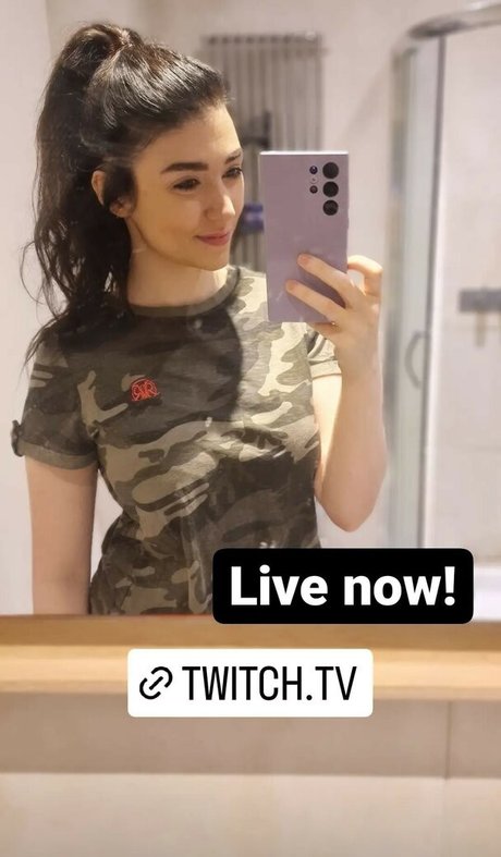 Wolfabelle 独占スター 写真