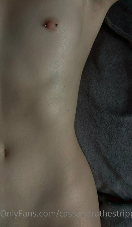 巨乳カップルオンリーファンズ 無料 写真