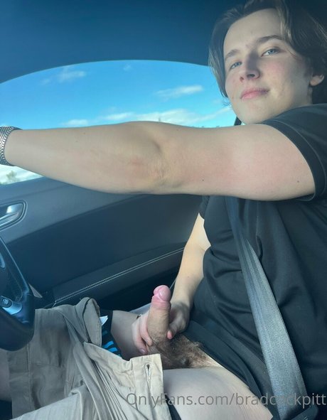 bradcockpitt アダルトモデル 画像