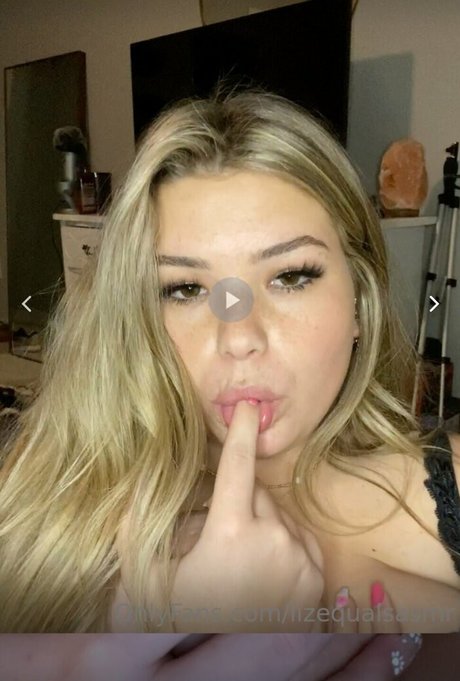 Liz Equals ASMR スター ヌード 画像