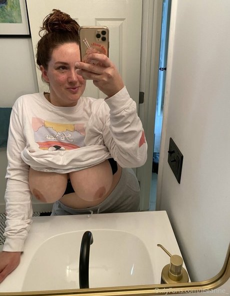 義母オンリーファンズ ヌード 写真