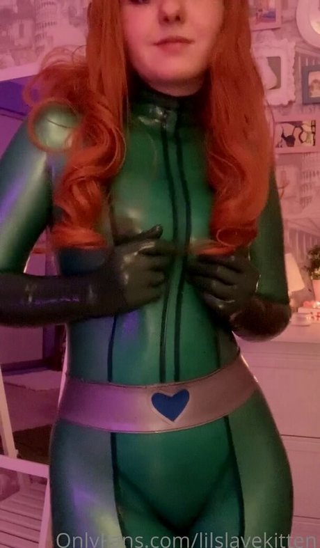 Lilslvkitten ヌードスター 写真