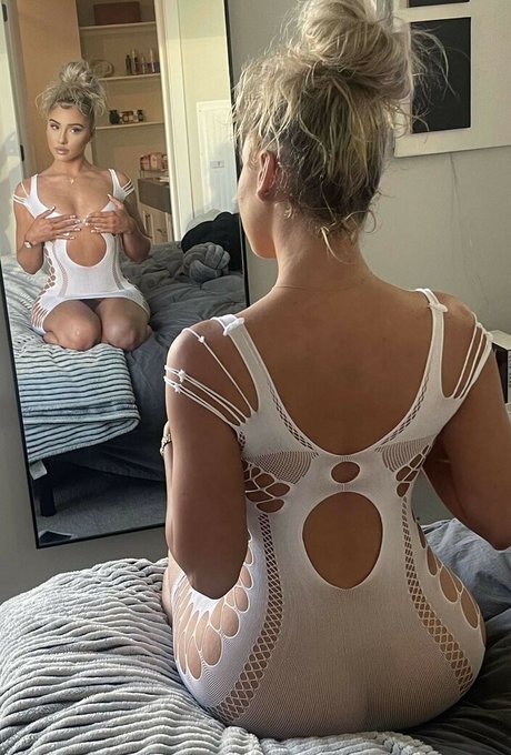 Emily Huff ポルノモデル ギャラリー