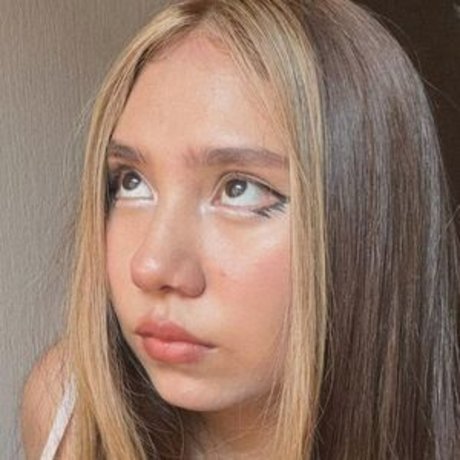 Jennn7w7 ポルノスター セックス 画像