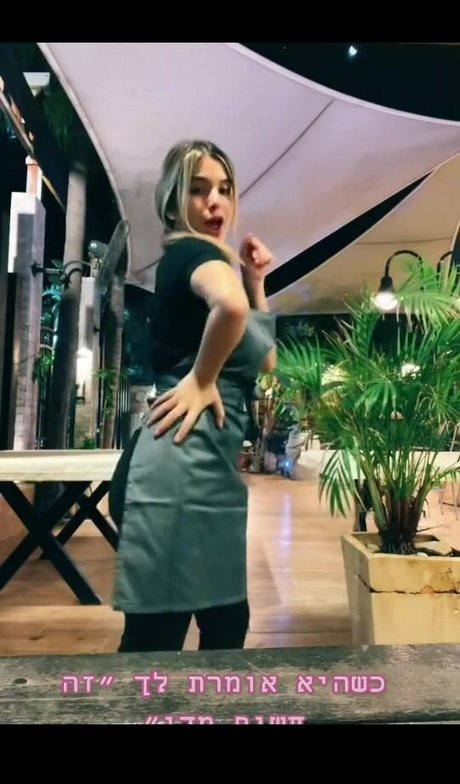 黒檀の指入れオンリーファンズ セクシーヌード 写真