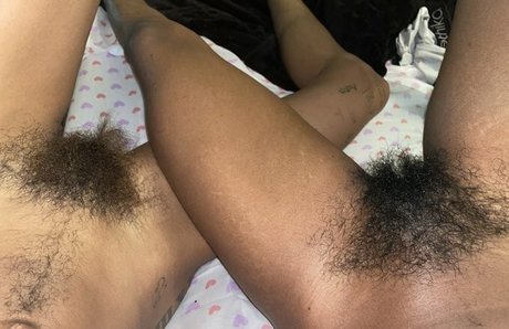 赤毛のセックスオンリーファンズ アートヌード アーカイブ