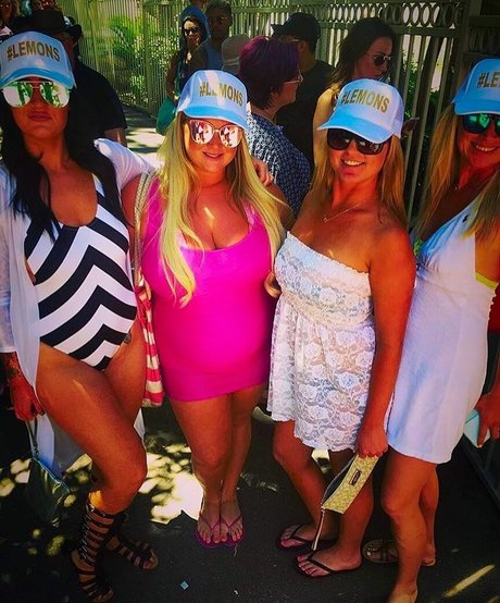 BlondiePomie ヌードモデル ギャラリー