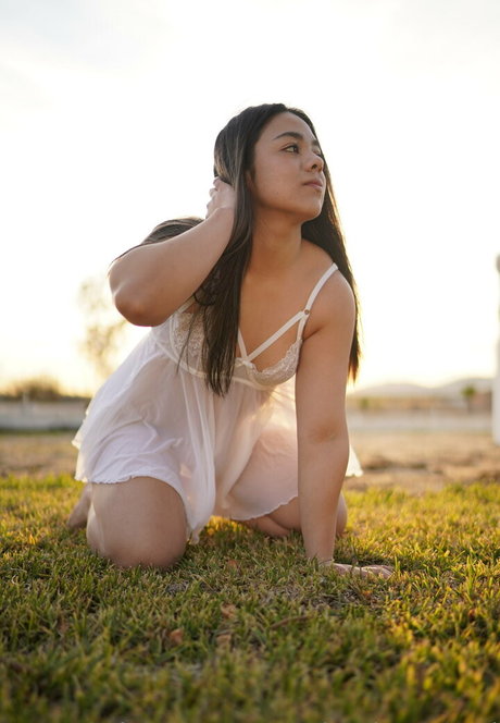 いちごミルクオンリーファンズ 無料 写真