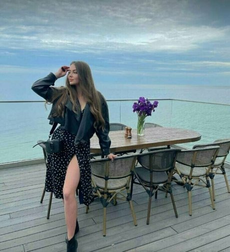 乳首オーガズム オンリーファンズ 美しいポルノ 画像