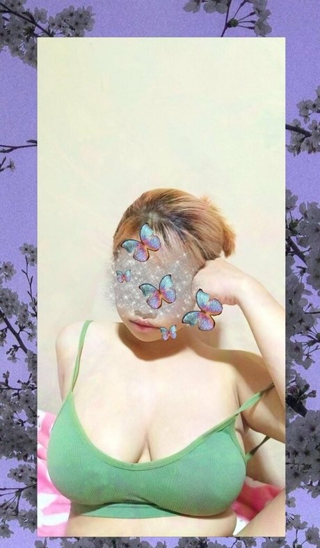 プッシー尻オンリーファンズ エロチック 画像