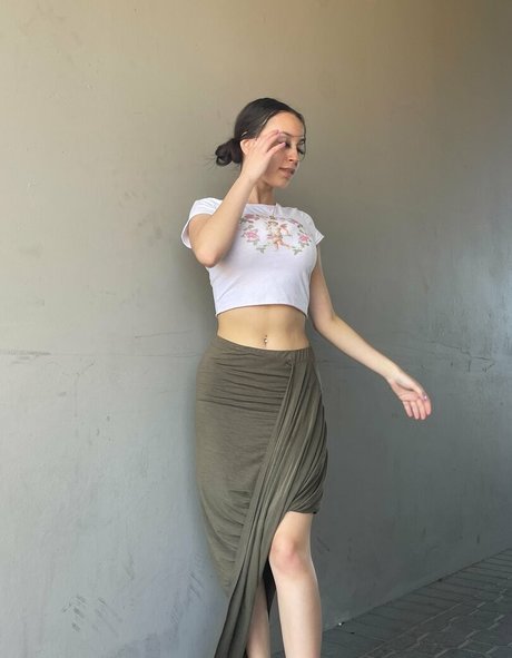 Willow Jade ポルノスター 独占 ギャラリー