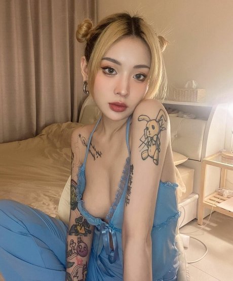 missmozzi ホットなスター 写真