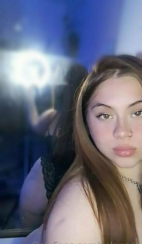 熟女オーガズムオンリーファンズ セクシー裸 写真