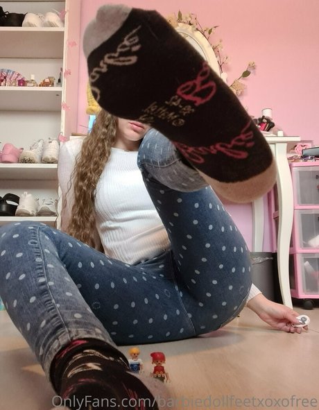 barbiedollfeetxoxofree アートスター アーカイブ