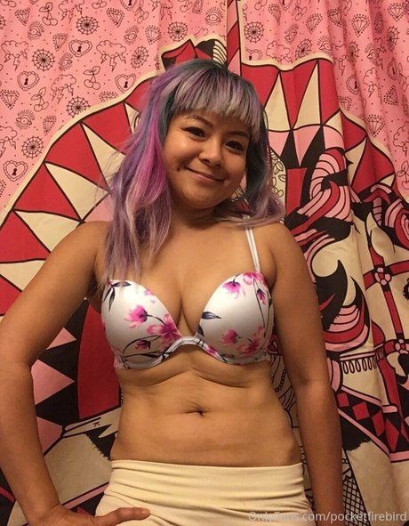 バン・オンリーファンズ 裸 アーカイブ