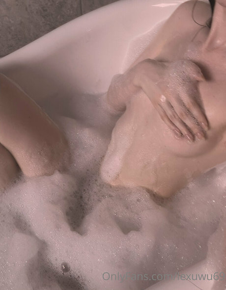 アマチュアファックオンリーファンズ エロチック 写真