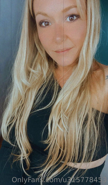 triple y アートスター ギャラリー