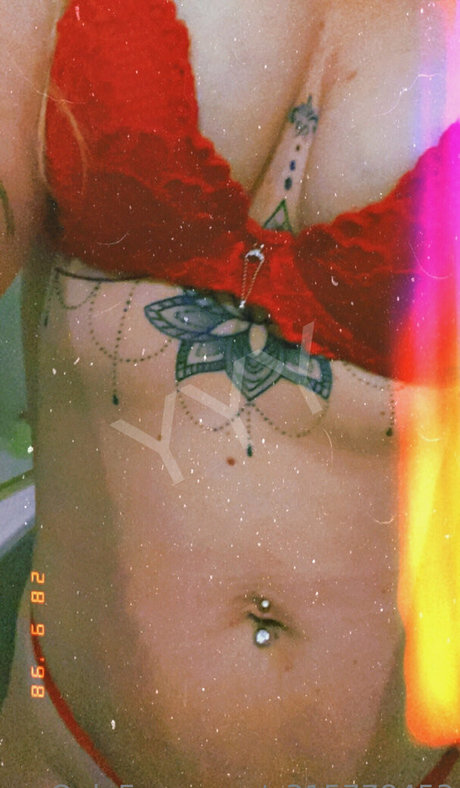 足 熟女 オンリーファンズ 素敵 ギャラリー