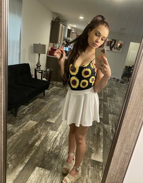 ぽっちゃりティーンオンリーファンズ アダルト ギャラリー