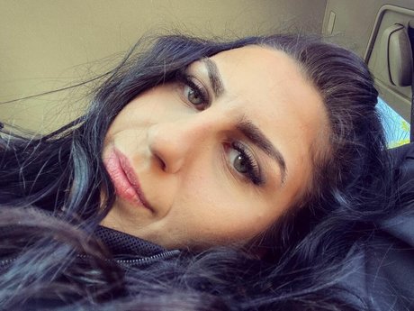 BelovedKhlloe ポルノスター 高品質 画像