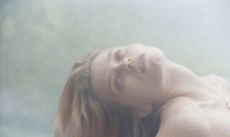 切断者オンリーファンズ 美しい裸 写真