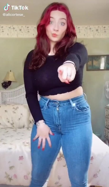 フィットネスプッシーオンリーファンズ トップ 写真