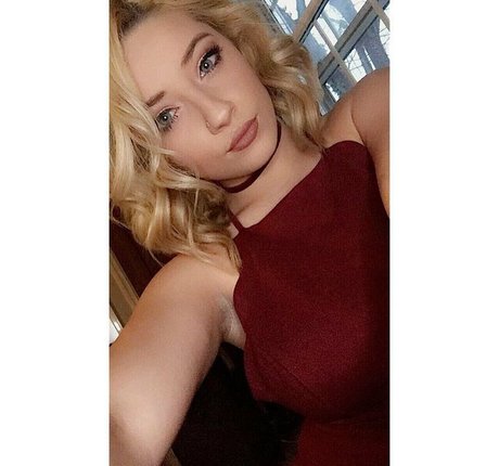 ニューハーフの乗馬オンリーファンズ 無料xxx 写真