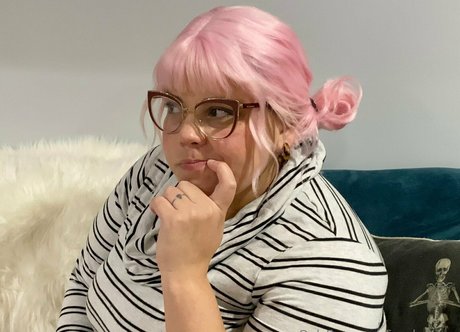 フラットオンリーファン ヌード ギャラリー